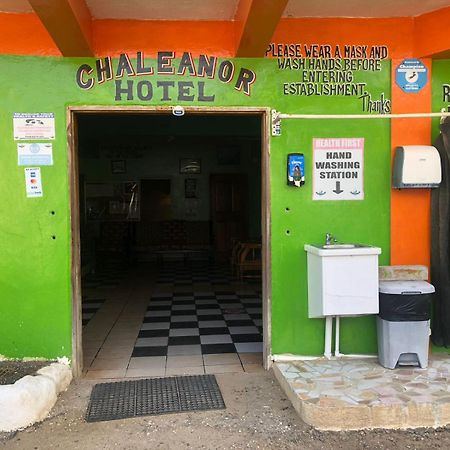 Chaleanor Hotel Dangriga Dış mekan fotoğraf