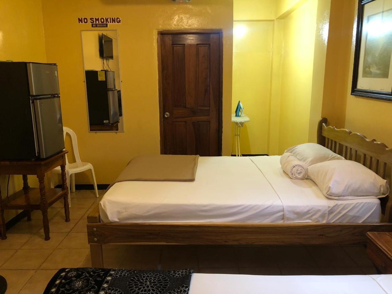 Chaleanor Hotel Dangriga Dış mekan fotoğraf