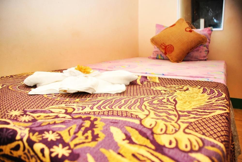 Chaleanor Hotel Dangriga Dış mekan fotoğraf