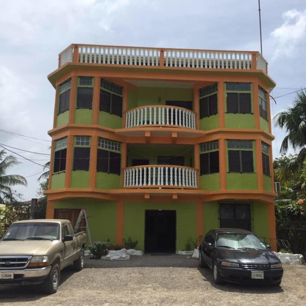 Chaleanor Hotel Dangriga Dış mekan fotoğraf